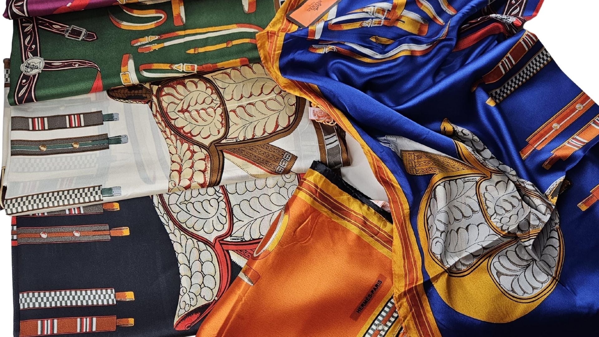 Renkli Grafik & Kayış Desenli Saten Şal Koleksiyonu – Canlı Tonlarda Modern Seri