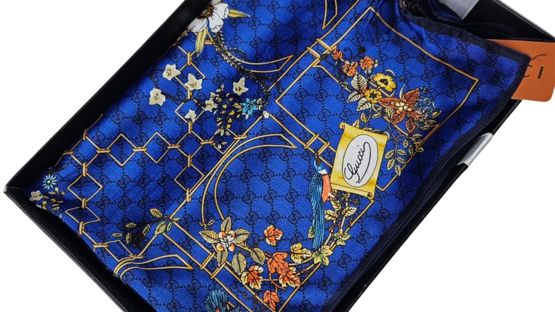 Mavi Floral & Kafes Desenli Saten Şal – Zarif ve Canlı Dokuma